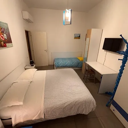 Gialu: Il Tuo Dentro Le Mura 게스트하우스 4*