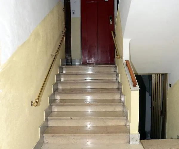 Gialu: Il Tuo Dentro Le Mura بولونيا