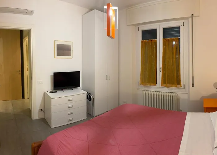 Gialu: Il Tuo Dentro Le Mura 3*