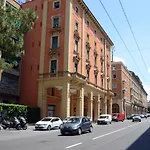 Gialu: Il Tuo Dentro Le Mura