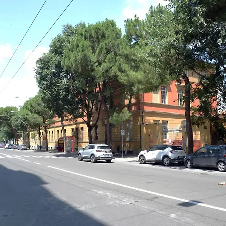Gialu: Il Tuo Dentro Le Mura Penzion 4*
