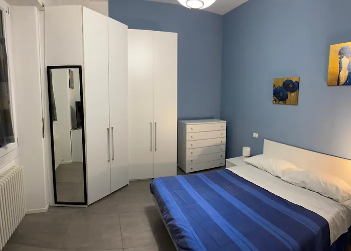 Gialu: Il Tuo Dentro Le Mura