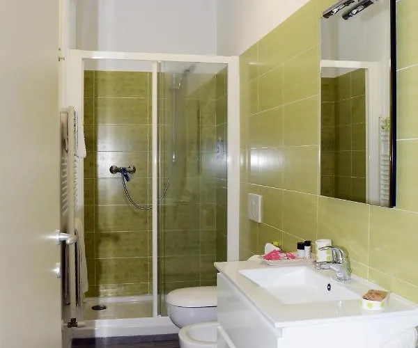 Gialu: Il Tuo Dentro Le Mura 3*