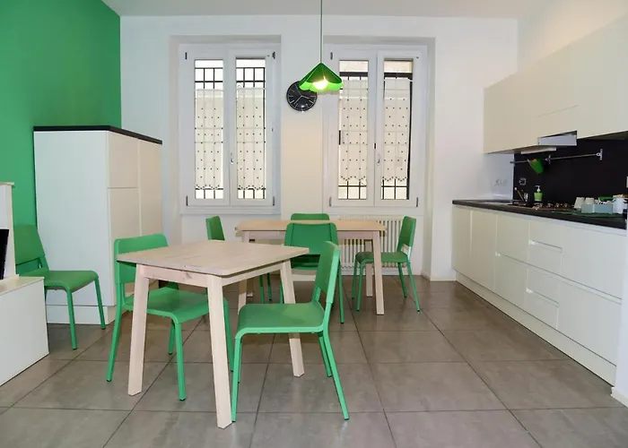 Gialu: Il Tuo Dentro Le Mura 볼로냐